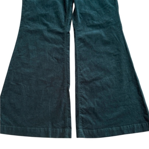 EUC Anthropologie Pilcro Retro Flare
Velvet Pants Sea Green Size 32 - Picture 7 of 8